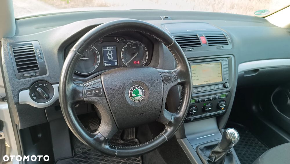 Skoda Octavia 2.0 TDI Elegance - 9