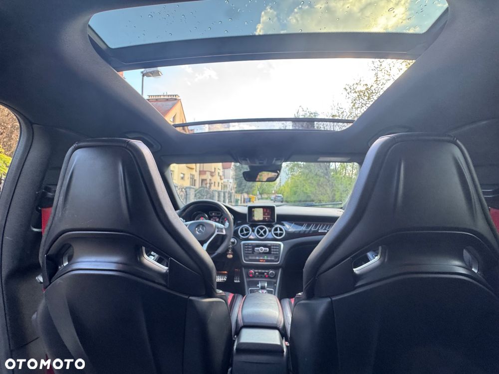 Mercedes-Benz GLA 45 AMG 4Matic 7G-DCT Edition 1 - 22