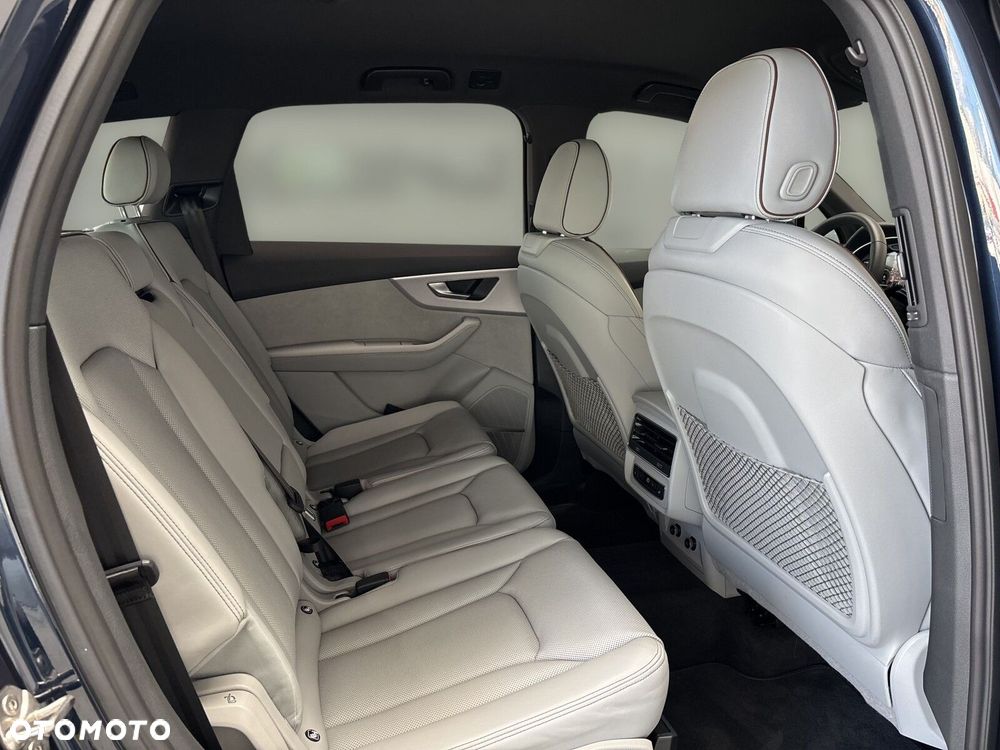 Audi Q7 TFSI e PHEV 290 kW Quattro Tiptr - 13