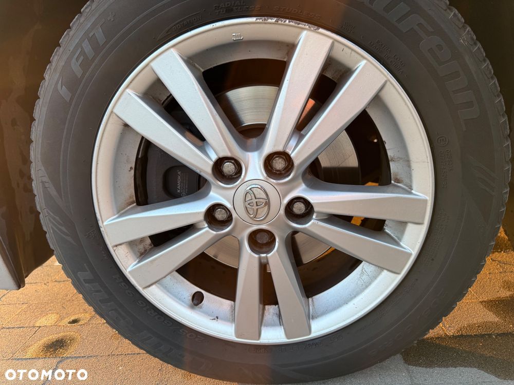 Toyota Avensis 2.0 D-4D Luna - 18