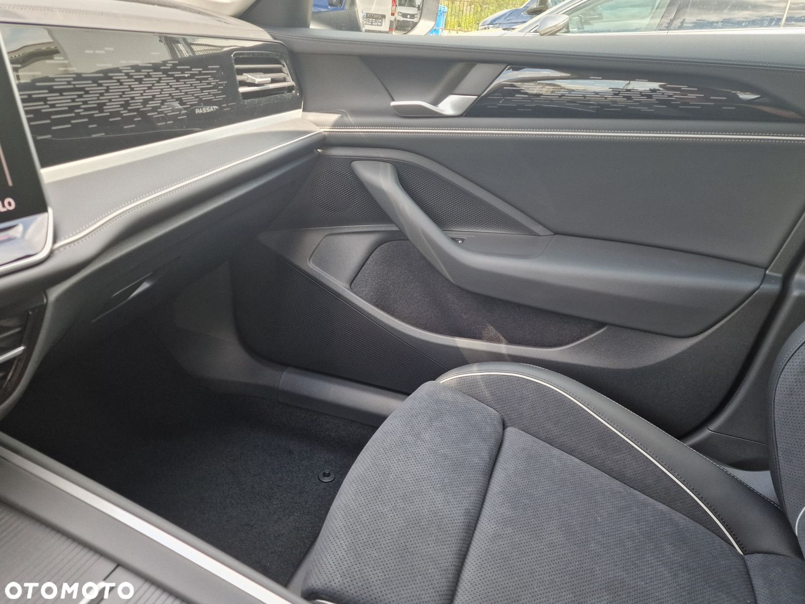 Volkswagen Passat 1.5 TSI EVO Business DSG - 24