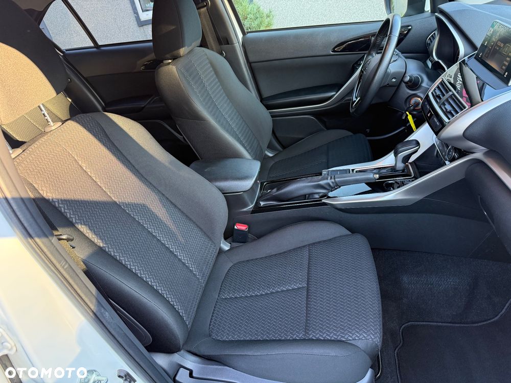 Mitsubishi Eclipse Cross - 19