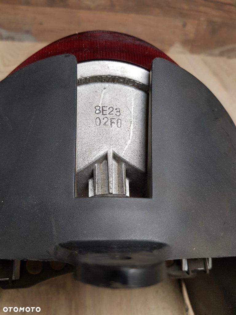 Lampa tył obudowa Suzuki TL1000 R - 10