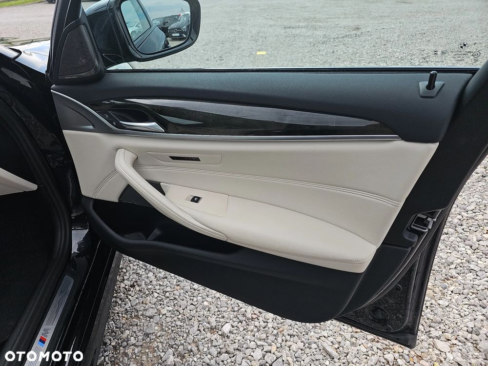 BMW Seria 5 - 21