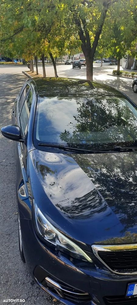 Peugeot 308 SW 1.2 L PureTech Turbo S&S Active - 6