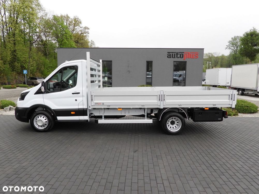 Ford TRANSIT SKRZYNIA 8 PALET TEMPOMAT BLIŹNIACZE KOŁA KLIMATYZACJA  170KM - 9