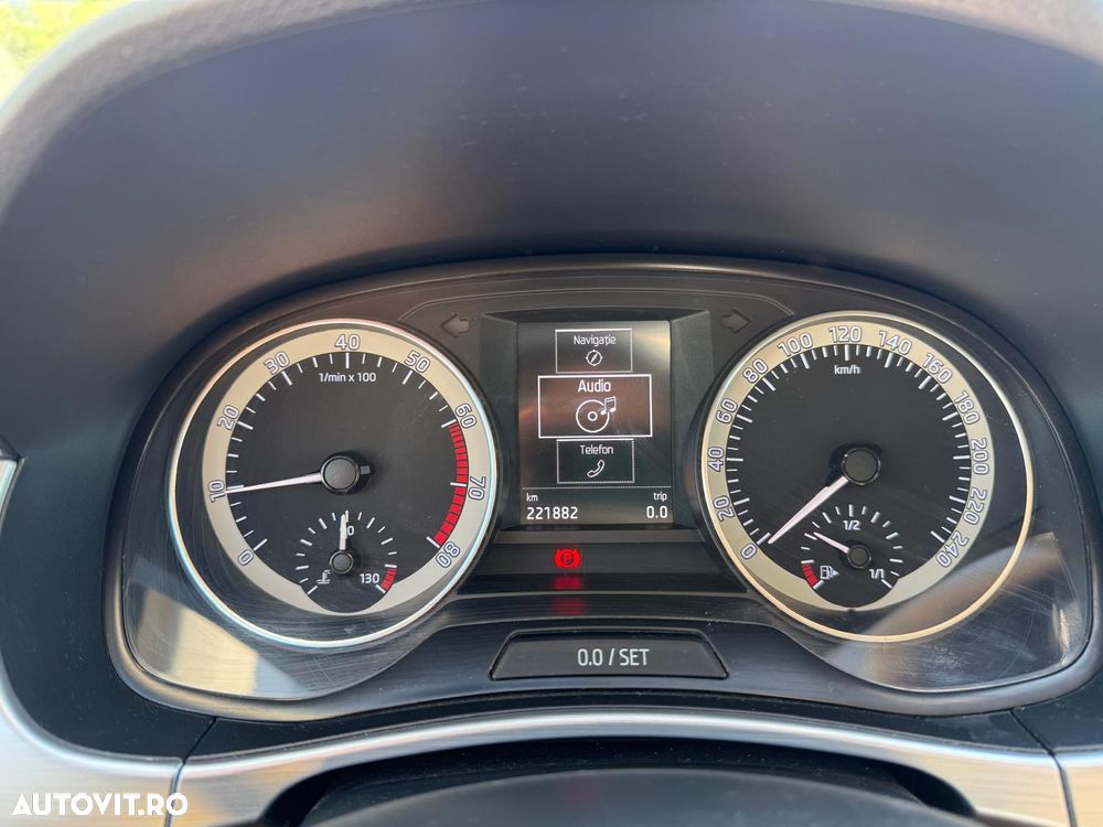 Skoda Fabia 1.2 TSI Monte Carlo - 12