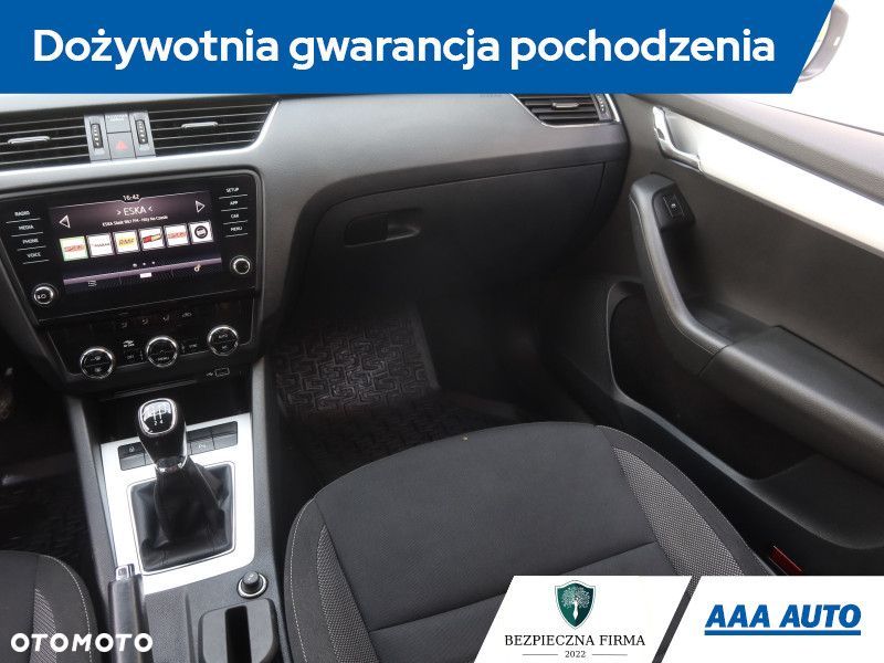 Skoda Octavia - 10