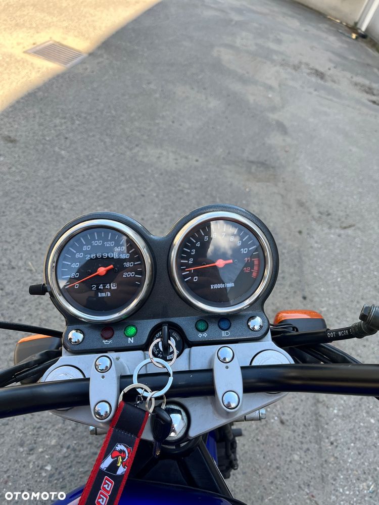Suzuki GS - 7