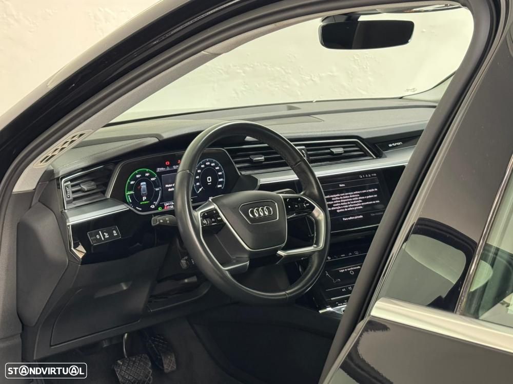 Audi e-tron 55 quattro Advanced - 32
