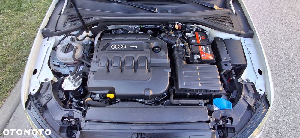Audi A3 Sportback 2.0 TDI (clean diesel) S line Sportpaket - 24