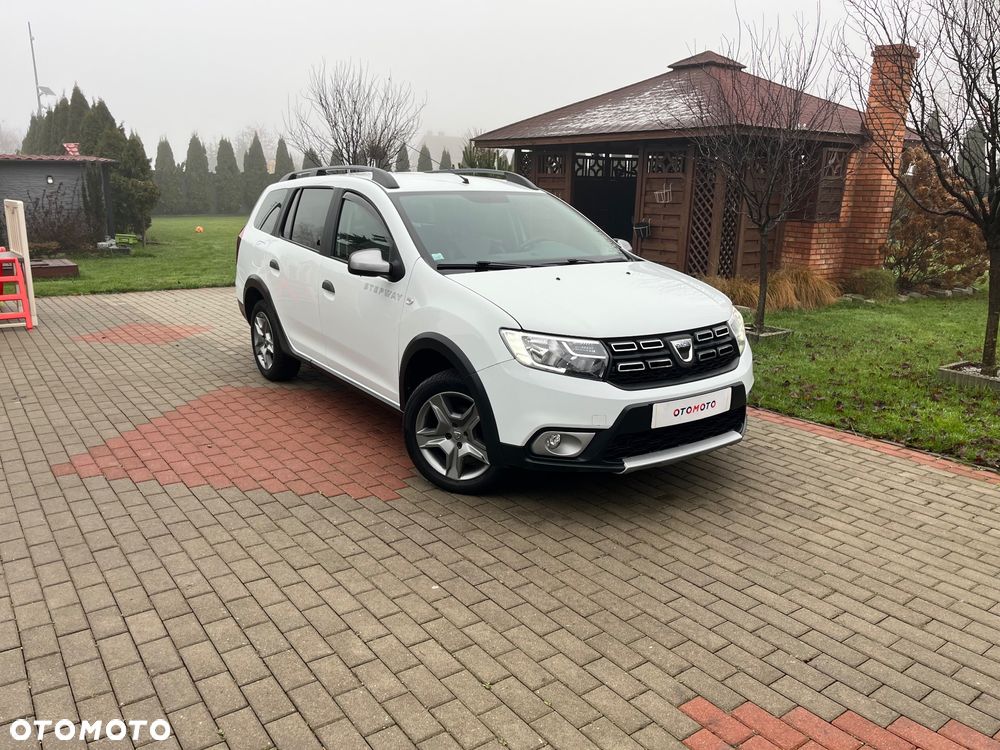 Dacia Logan dCi 90 S&S Stepway Celebration - 8
