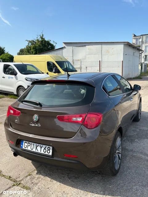 Alfa Romeo Giulietta 1.4 TB MultiAir Exclusive - 3