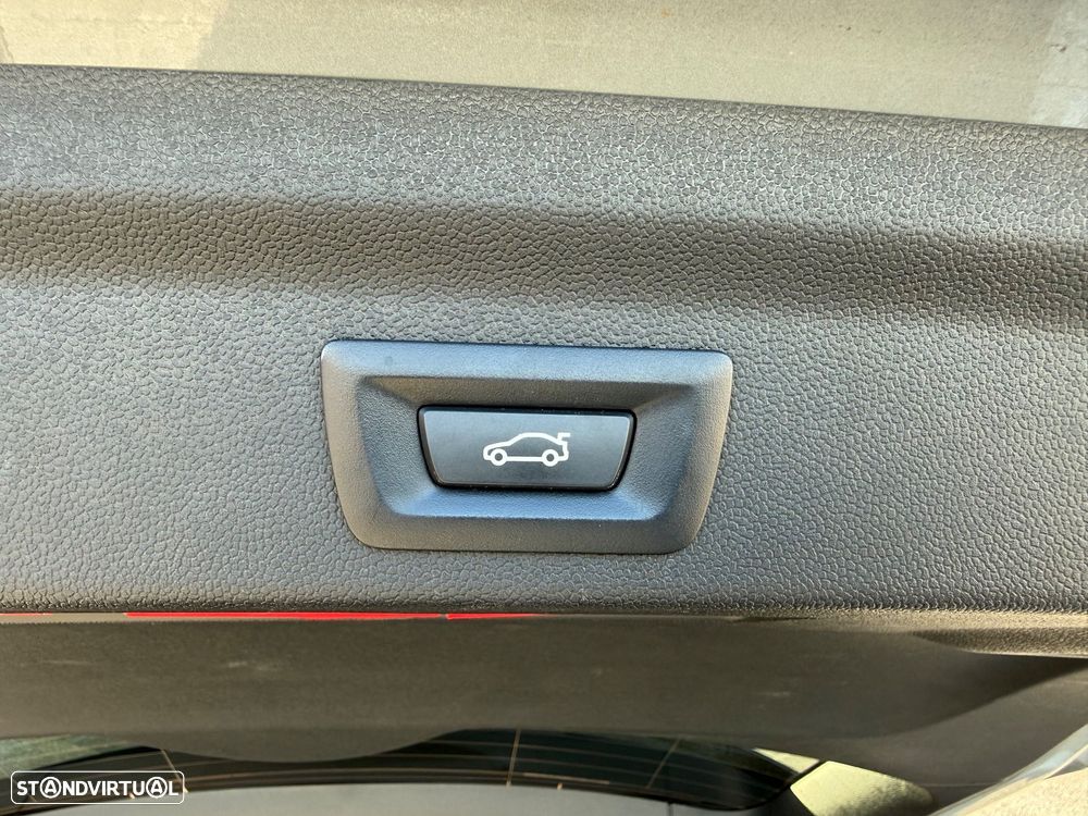 MINI Countryman Cooper SE ALL4 Auto - 14