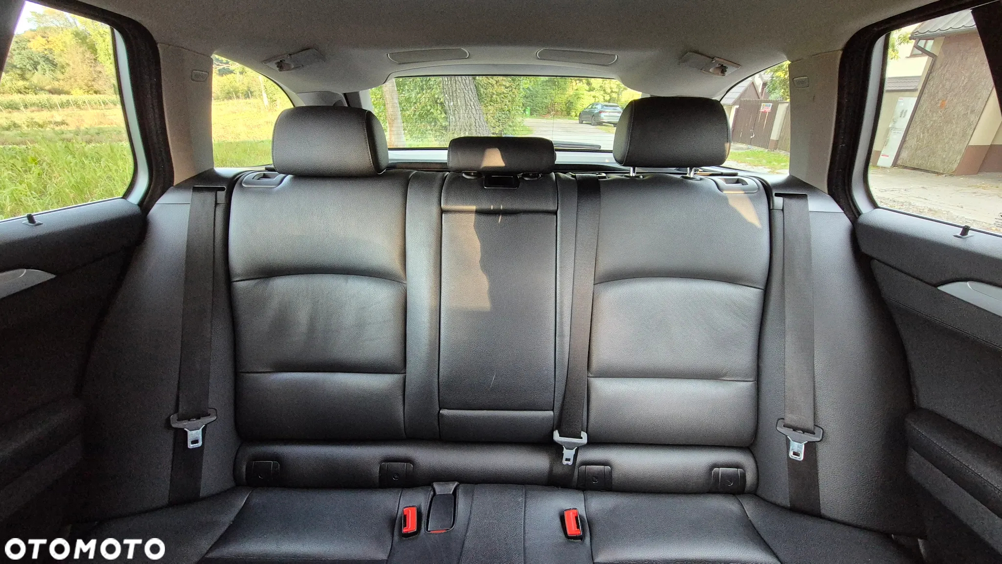 BMW Seria 5 520d xDrive Touring - 21
