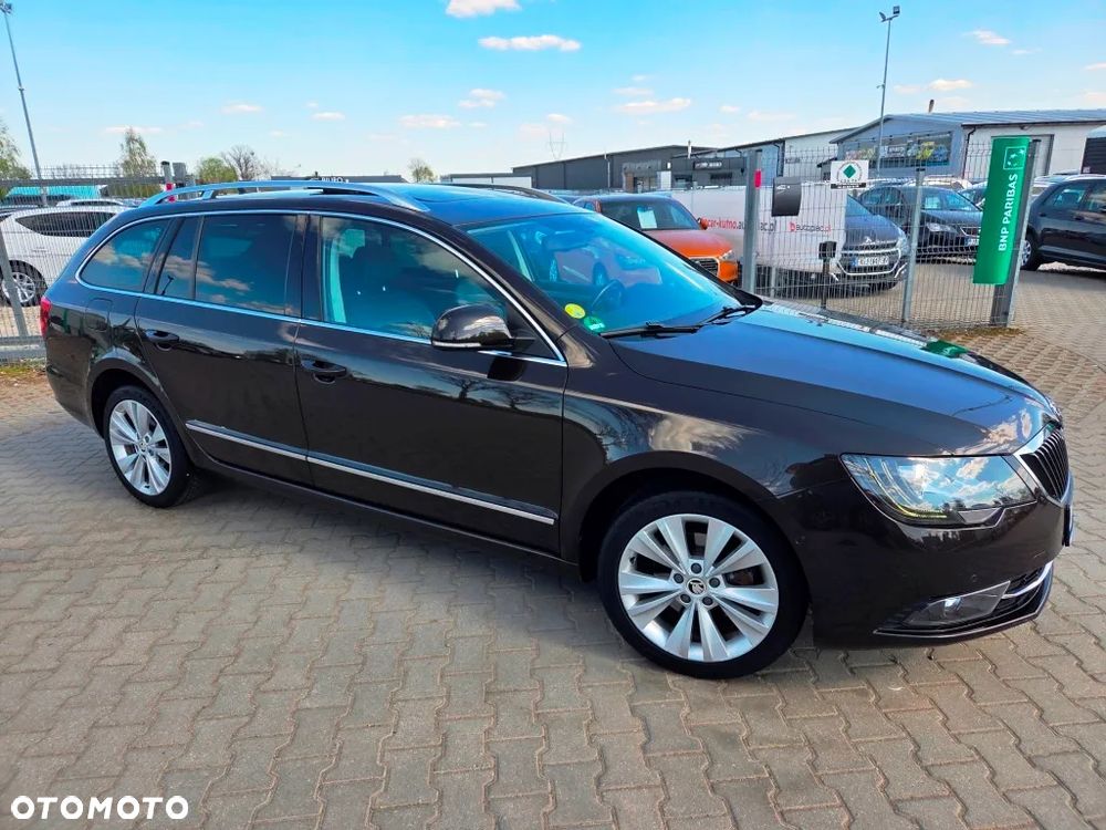 Skoda Superb 1.6 TDI Platinum DSG - 5