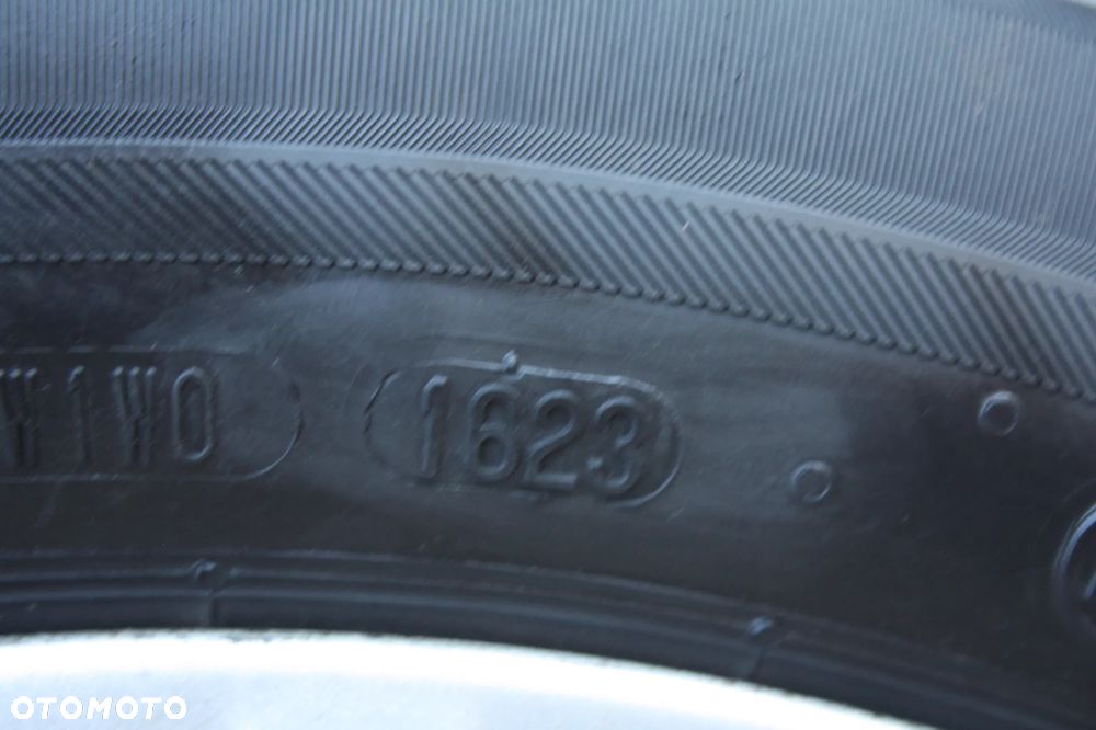 Ford B-MAX 1.0 EcoBoost Titanium - 25