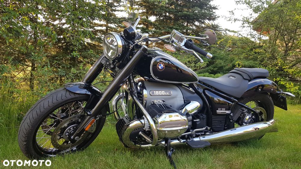 BMW R - 1
