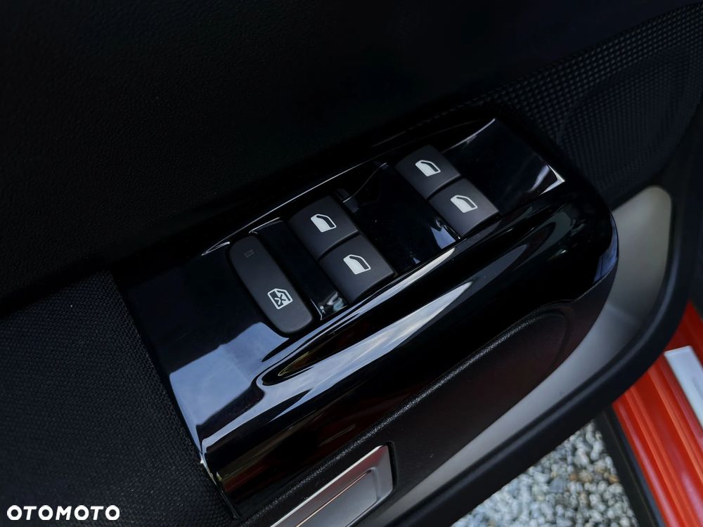 Citroën C3 BlueHDi 100 S&S SHINE - 32