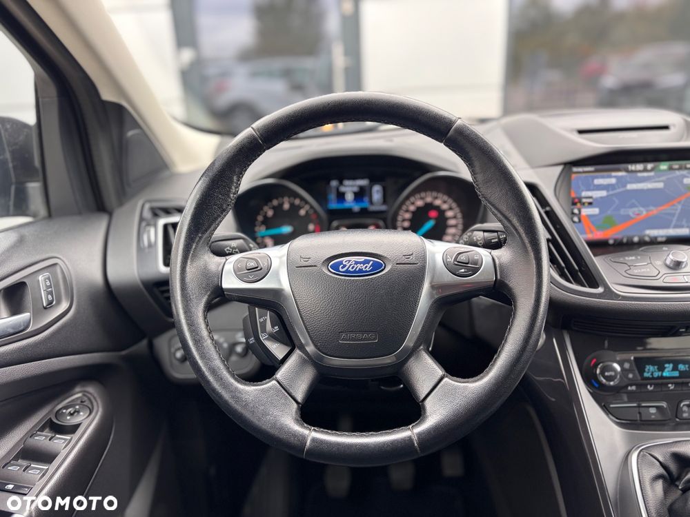 Ford Kuga 2.0 TDCi 2x4 Titanium - 18