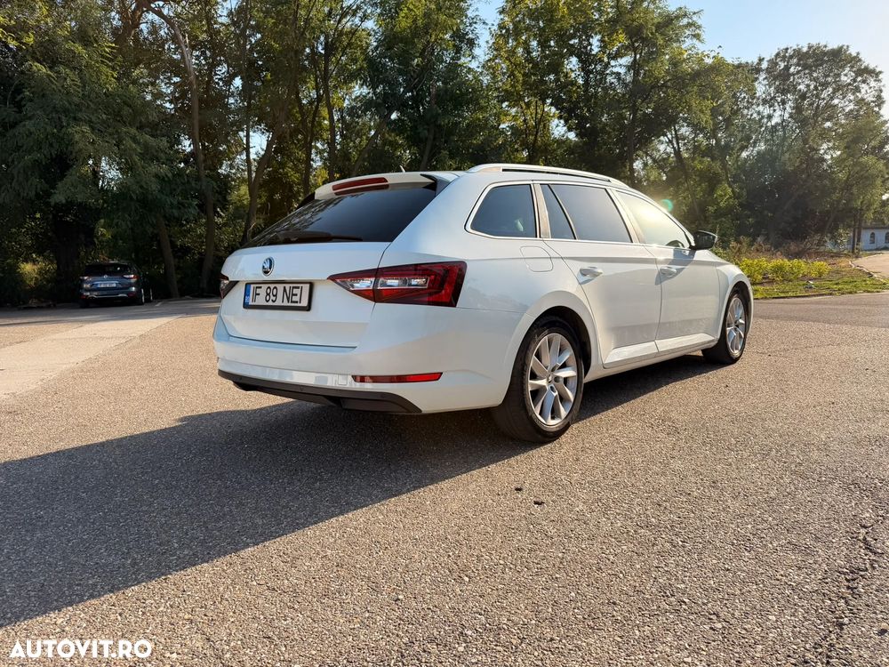 SKODA Superb 2016 — imagine 12