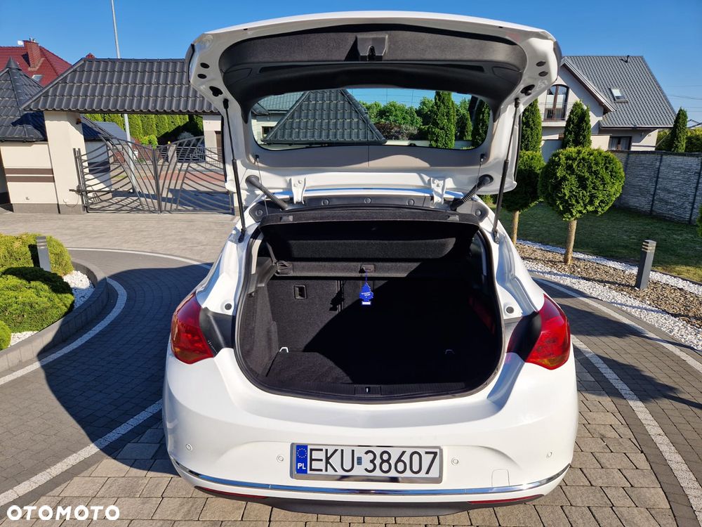 Opel Astra 1.6 Enjoy EU6 - 28