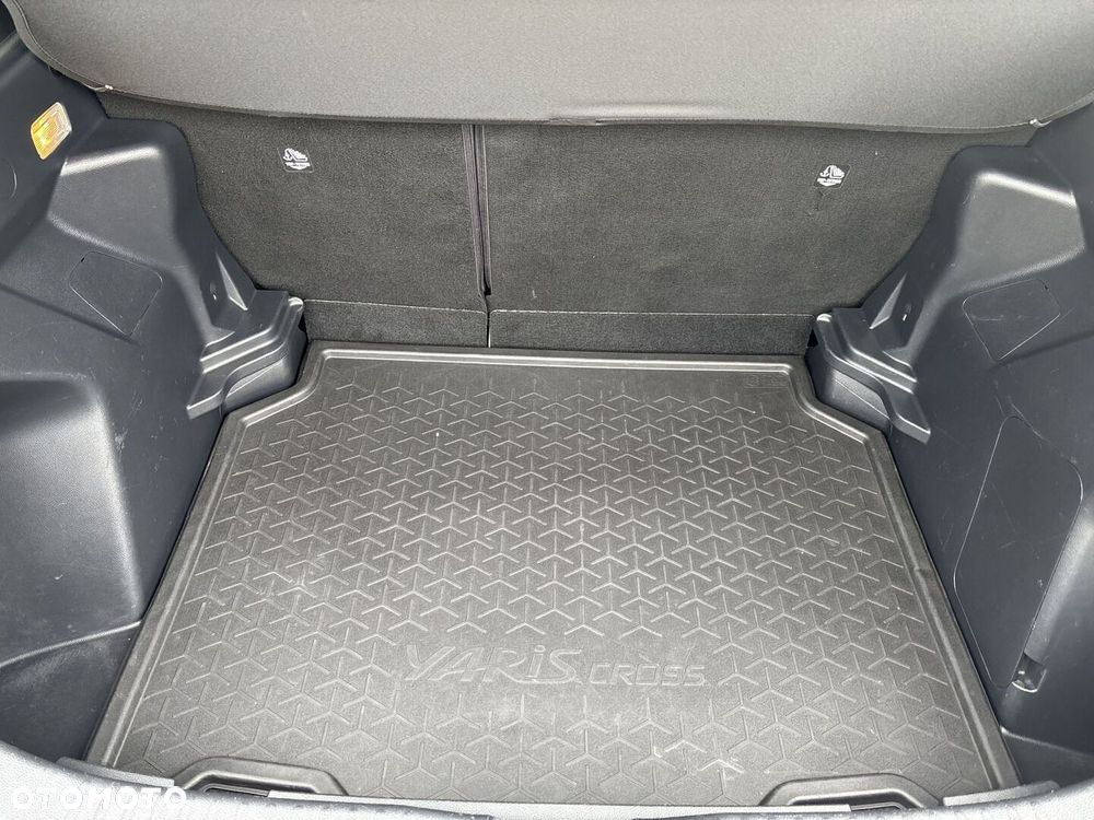 Toyota Yaris Cross Hybrid 1.5 Comfort - 25