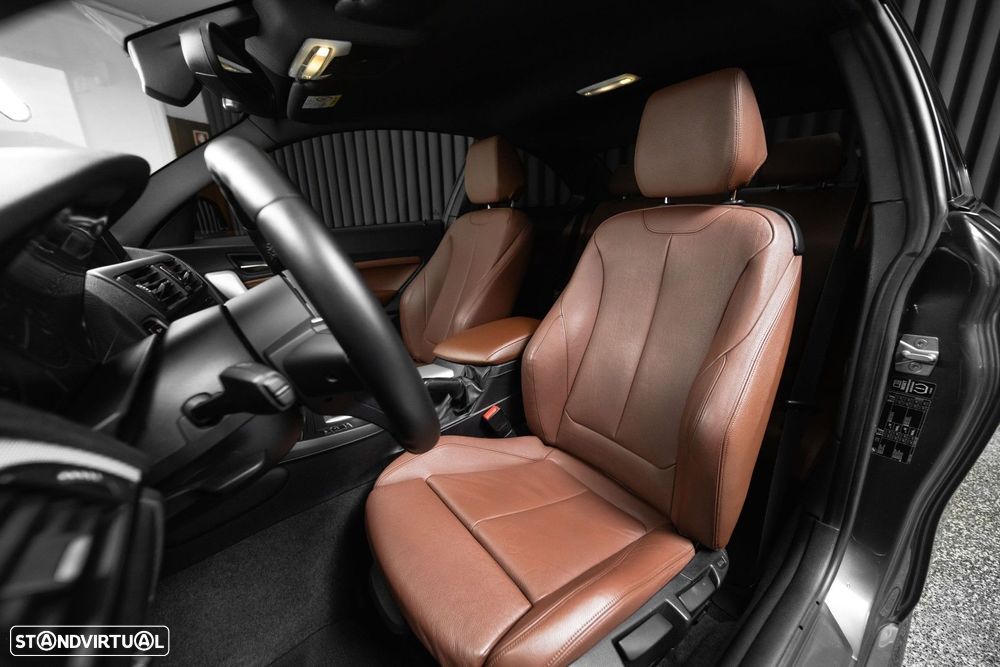 BMW 220 d Coupe Pack M Auto - 32