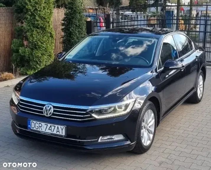 Volkswagen Passat 1.8 TSI BMT Comfortline - 1