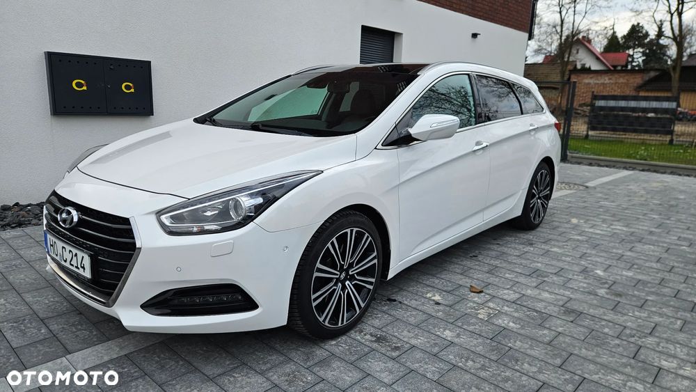 Hyundai i40 Kombi 2.0 Automatik Premium - 38