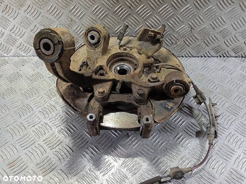 PIASTA PRAWA TYLNA HONDA CRV - 1