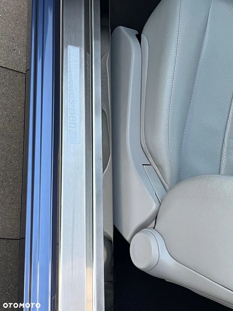 Mercedes-Benz CLK 320 - 37