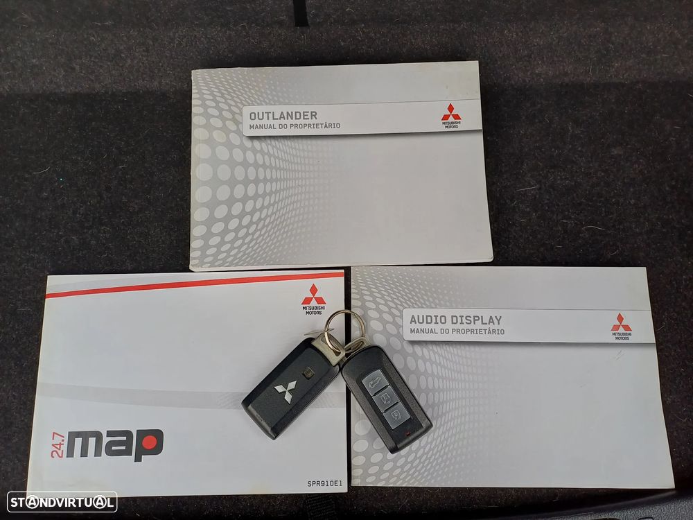 Mitsubishi Outlander 2.2 DI-D Instyle Navi 4WD - 47