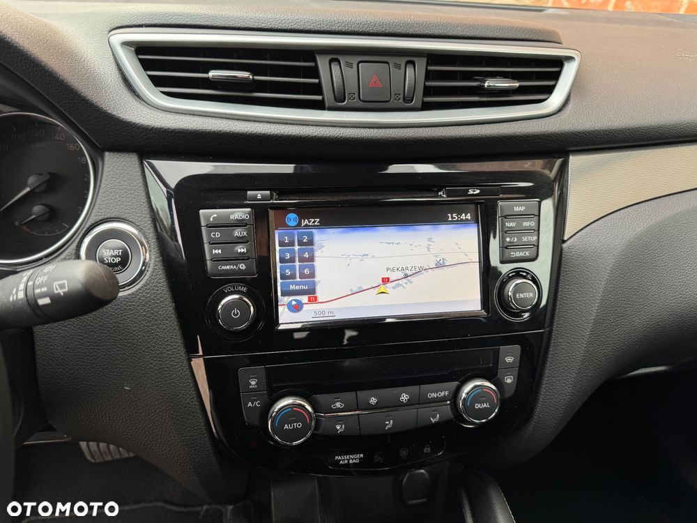 Nissan Qashqai 1.2 DIG-T Xtronic TEKNA - 18