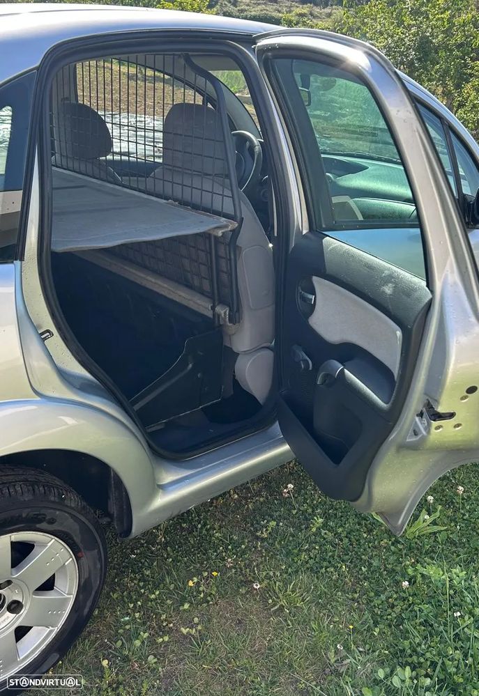 Citroën C3 1.4 HDi SX + - 46