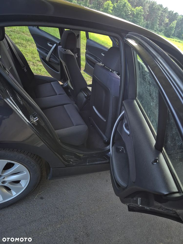 BMW Seria 1 118d DPF - 10