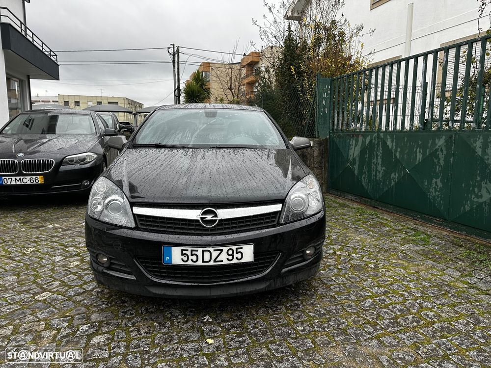 Opel Astra GTC 1.3 CDTI - 1