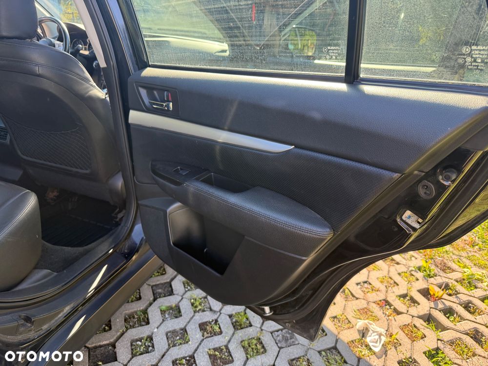 Subaru Outback 2.5i Comfort Navi AT - 17