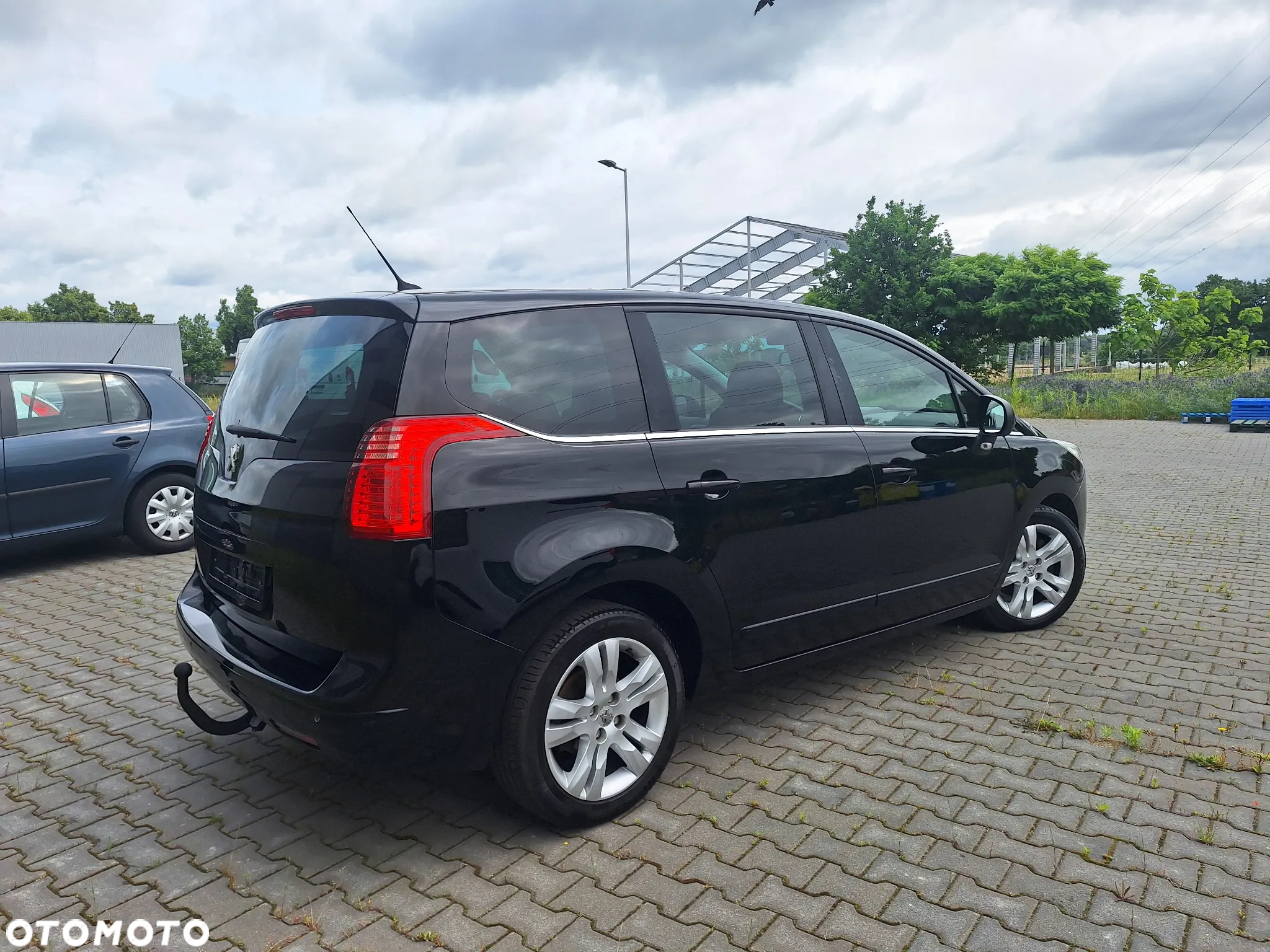 Peugeot 5008 - 3