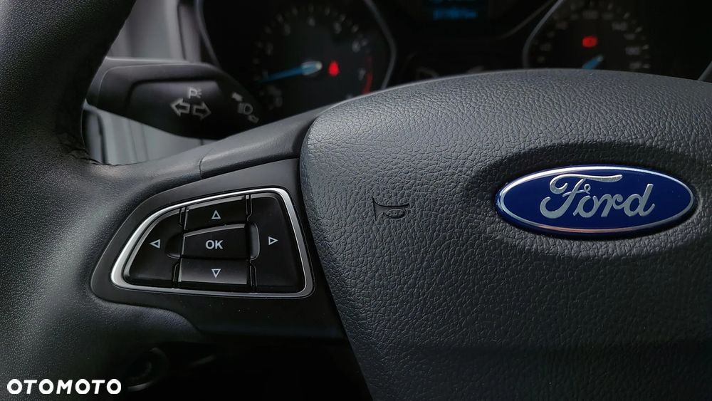 Ford Focus 1.6 Trend - 16