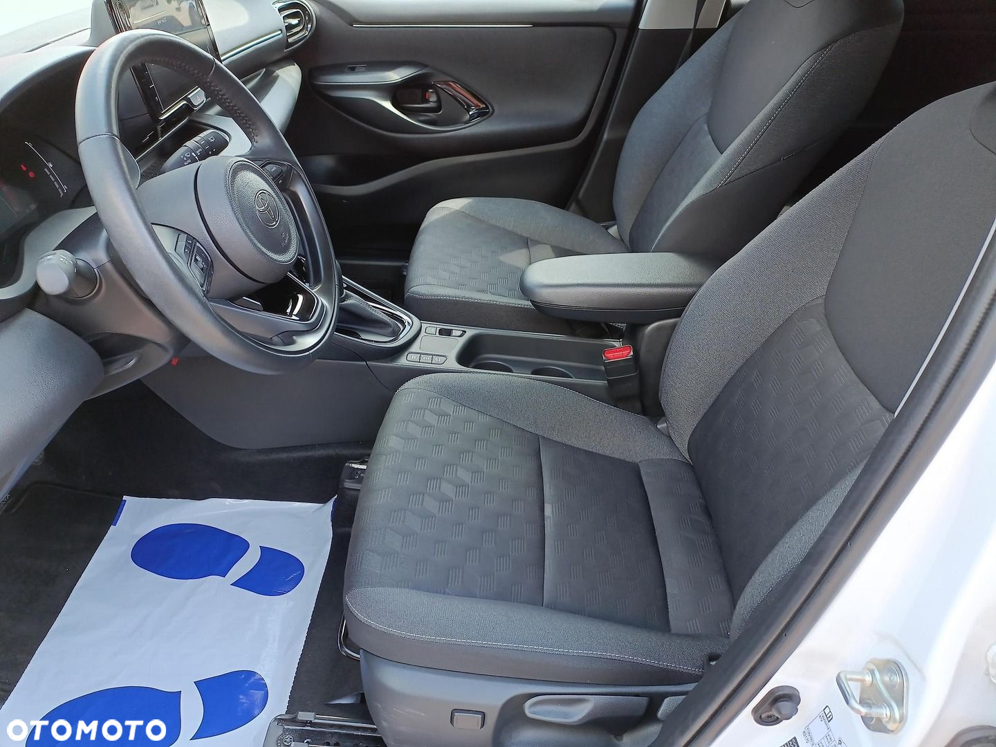 Toyota Yaris Hybrid 1.5 Style - 14