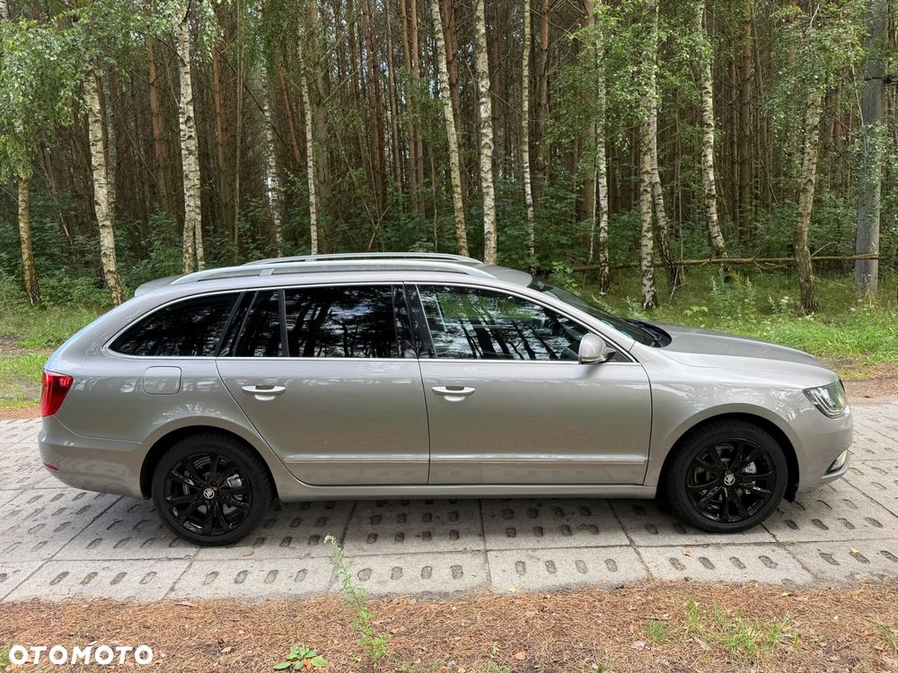 Skoda Superb 2.0 TSI Elegance DSG - 7