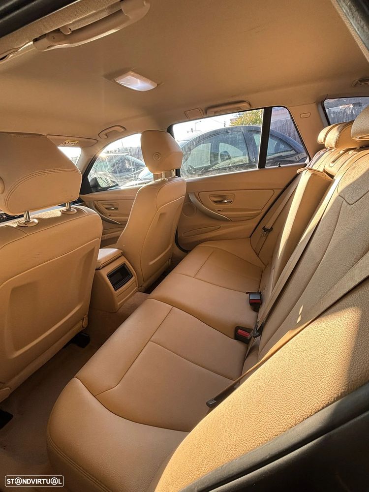 BMW 316 d Line Sport - 12