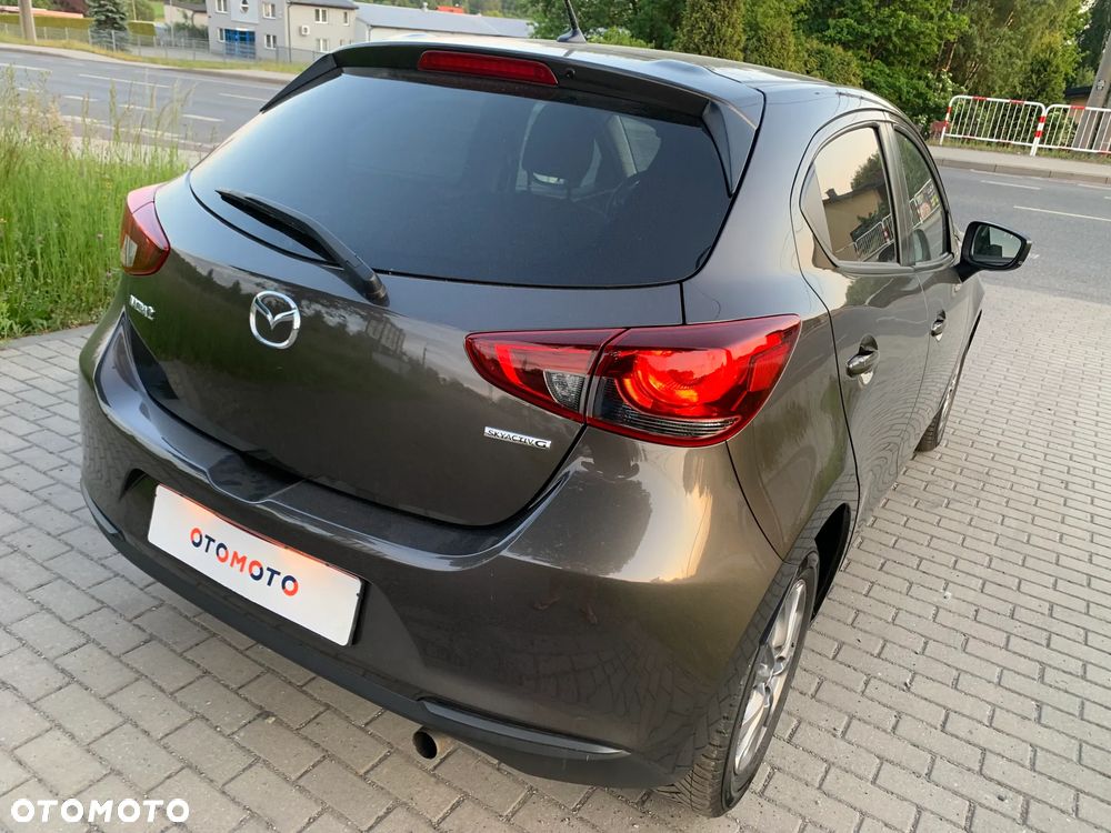 Mazda 2 - 6