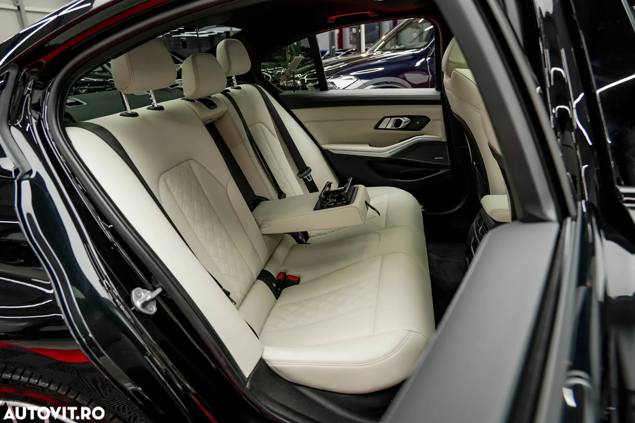 BMW Seria 3 330e Aut. M Sport - 6