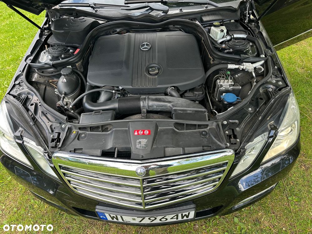 Mercedes-Benz Klasa E 250 CDI DPF BlueEFFICIENCY Automatik Avantgarde - 22