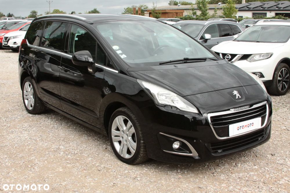 Peugeot 5008 HDI 150 Allure - 2