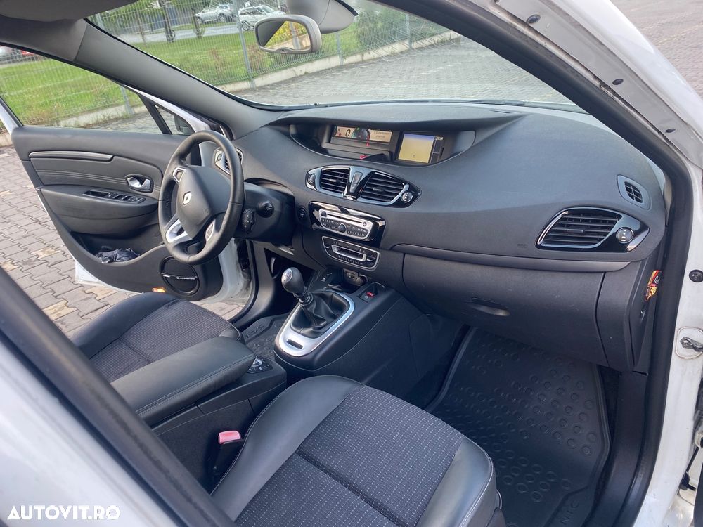 Renault Grand Scenic Energy dCi 130 Start & Stop Euro 6 Bose Edition - 13
