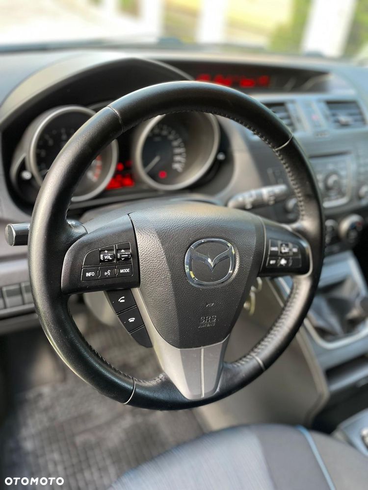 Mazda 5 - 5