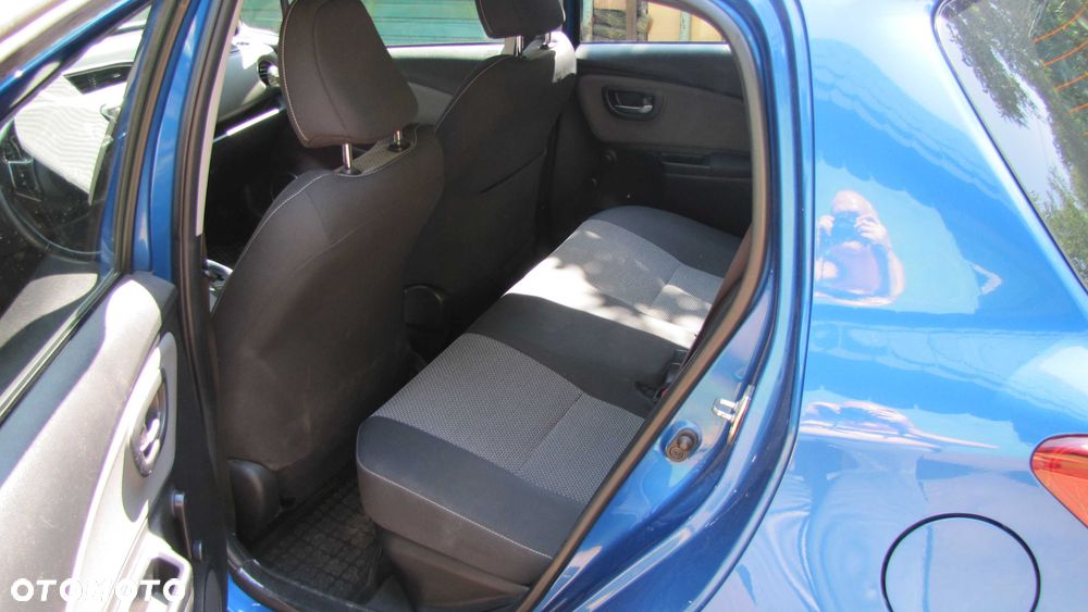 Toyota Yaris - 8